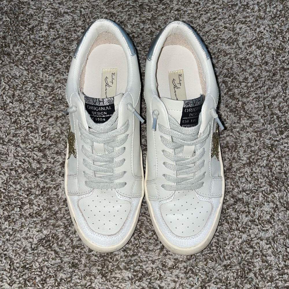 Vintage Havana sneakers